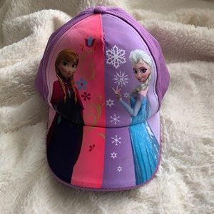 Disney “Frozen” Hat  NWOT
